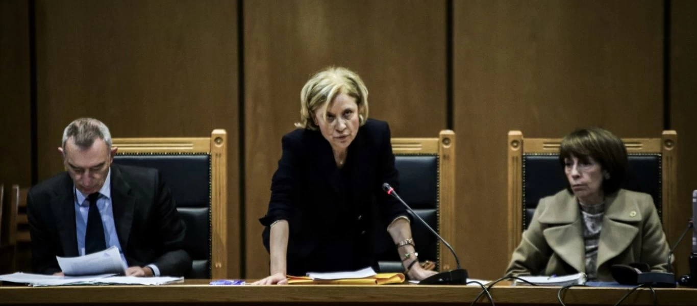Εισαγγελέας έδρας στη δίκη της Χρυσής Αυγής: «Επιμένω ότι είναι αθώοι αλλά... χωρίς ελαφρυντικά»!